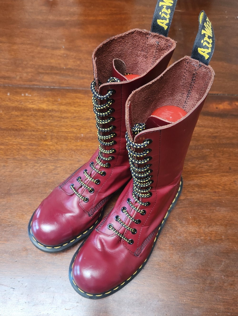 Made in England Doc Marten boots - Picture 2 of 9